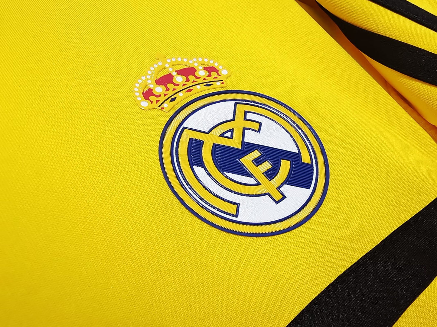 2011/2012 Real Madrid Goalkeeper Kit