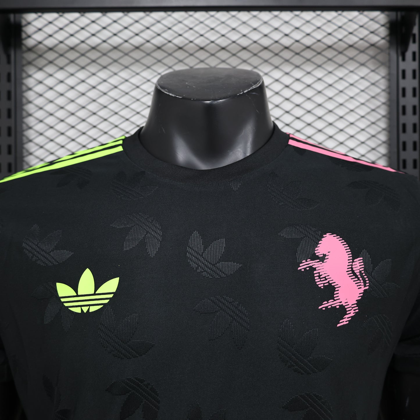 2024-2025 Juventus Away Kit