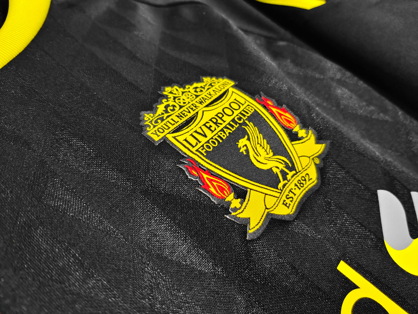 2010-2011 Liverpool Third Away Kit