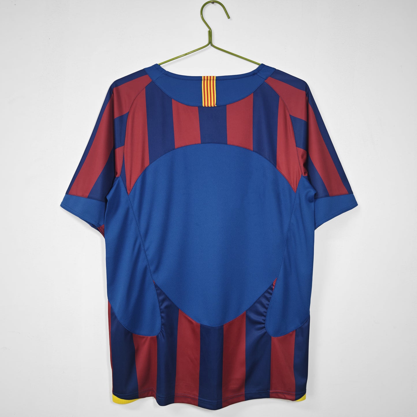 2005/2006 Retro Barcelona Home Football Kit