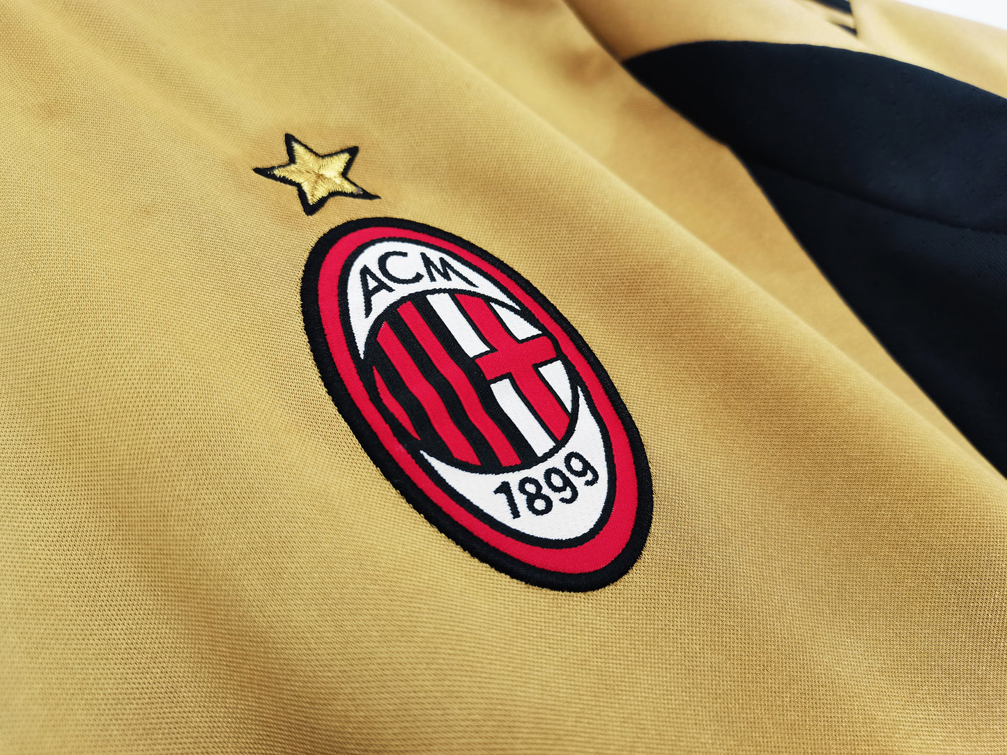 2013/2014 AC Milan Third Gold Kit