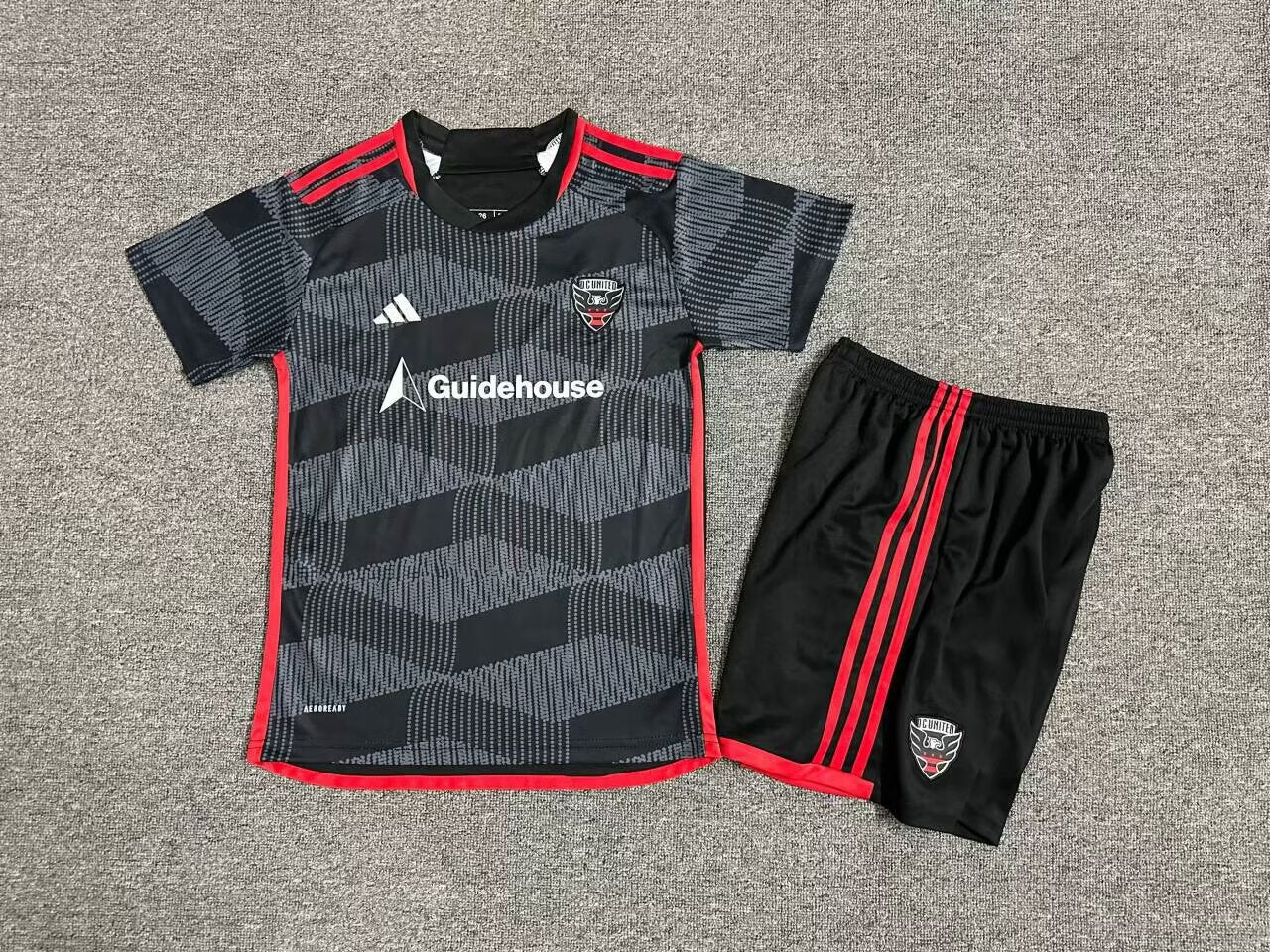 2024-2025 Washington Kids Home Kit