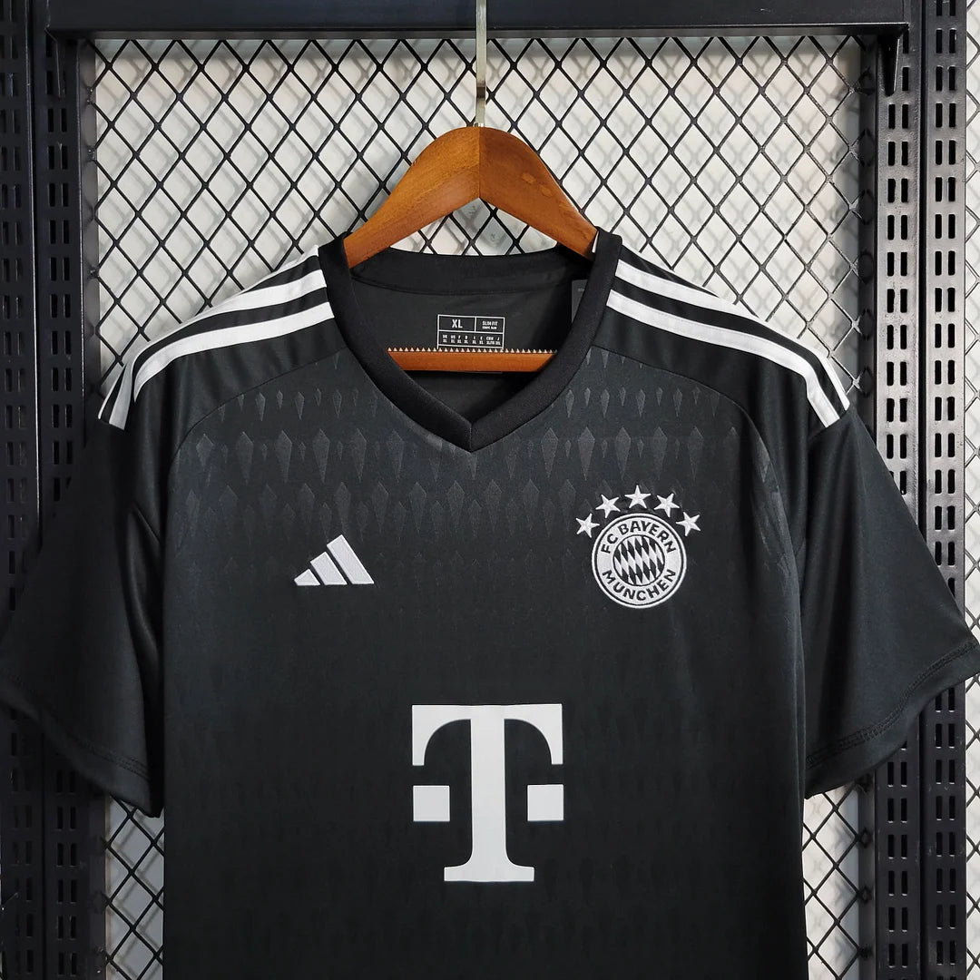 2023/2024 Bayern Munich Goalkeeper Black Kit