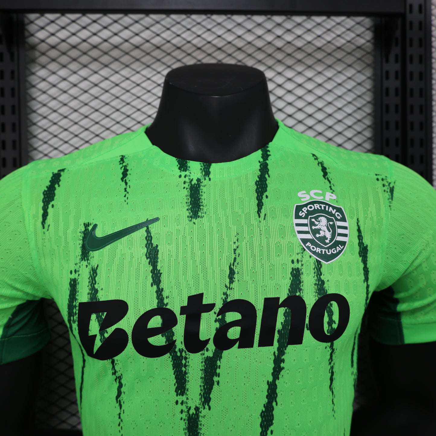 2024-2025 Sporting Lisbon Away Kit